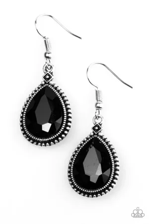 Paparazzi Earring ~ Talk Of The THRONE - Black