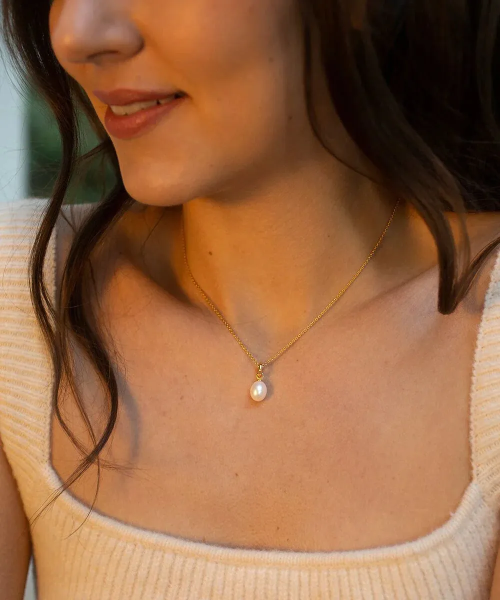 Unita Organic Pearl Pendant Gold